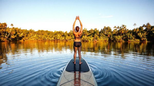 SUP Yoga: Erlebe die perfekte Harmonie auf dem Wasser